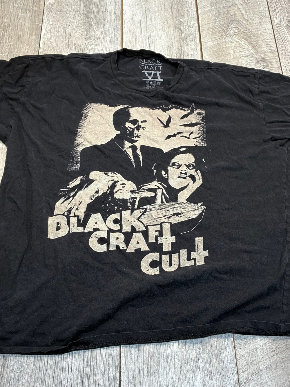 Blackcraft cult men’s vintage horror graphic tee shirt 2xl tiny hole shown